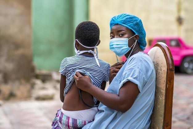INCITER LES PARENTS ET TUTEURS à terminer  le calendrier de vaccination des nourrissons