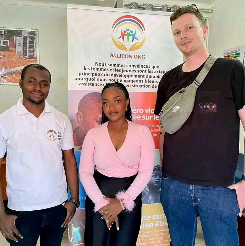 Visite d’un partenaire au bureau de SALICON, SALICON RDC.
